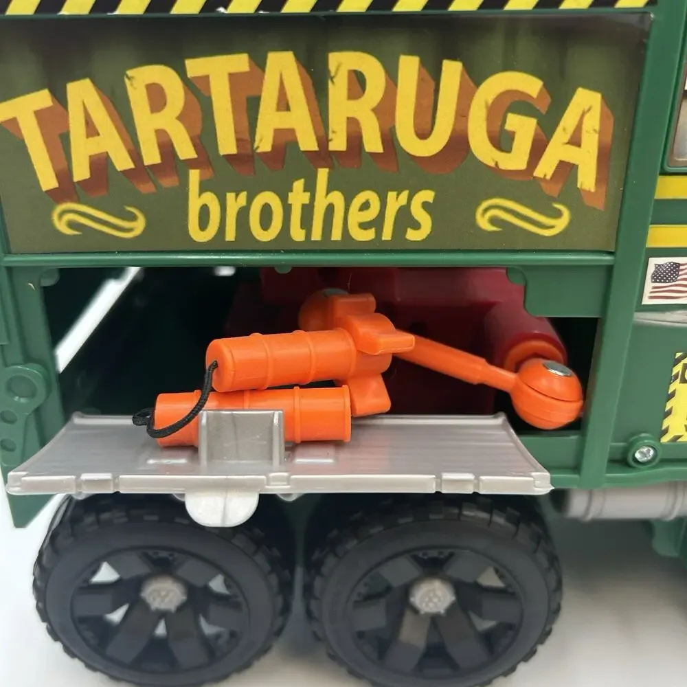 2015 Playmates TMNT Out of the Shadows Tartaruga Brothers Garbage Truck Toy Kids